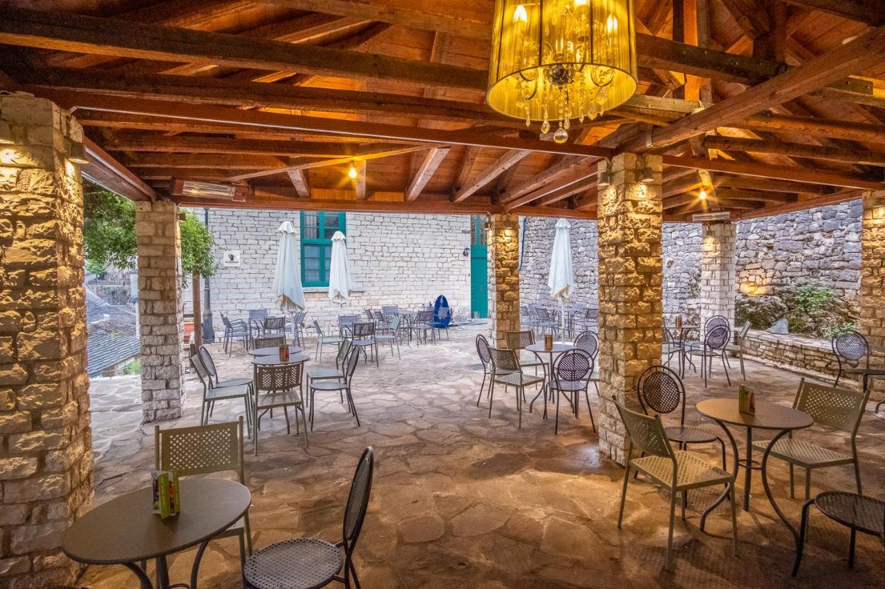 The Old School Boutique Hotel Сирако Екстериор снимка