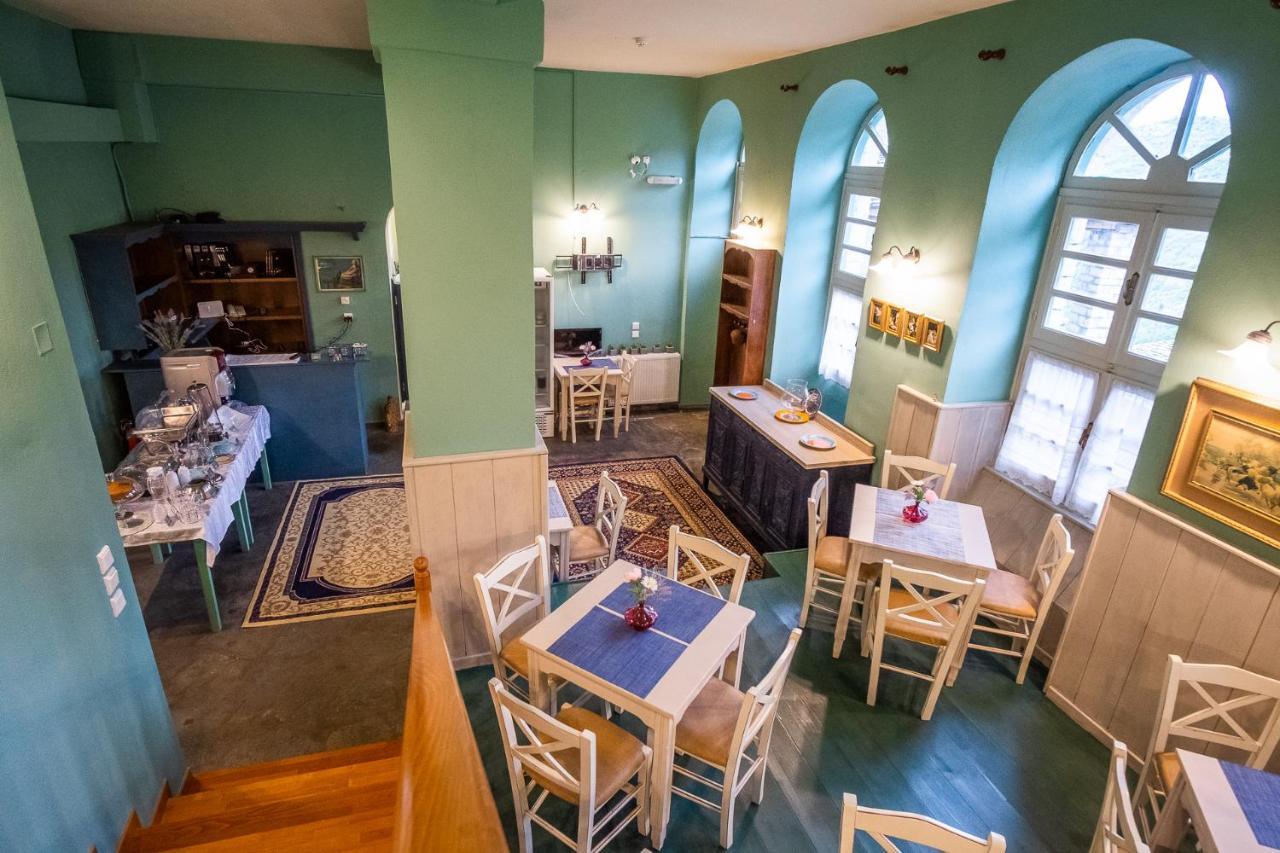 The Old School Boutique Hotel Сирако Екстериор снимка